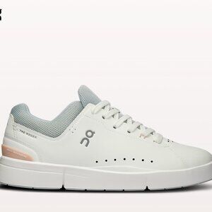 On The Roger Advantage Pink and Gray Sneakers - Size 7.5